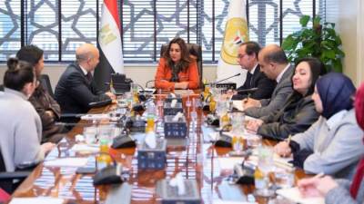 التنمية المحلية تبحث مع المدير التنفيذي لإحدى شركات القطاع الخاص فرص الشراكة لدعم الاستدامة وتعزيز الاقتصاد الدائري