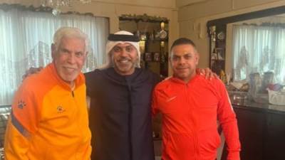 الأسطورية في كرة القدم...سفير الإمارات يزور الكابتن حسن شحاتة ويشيد بمسيرته 