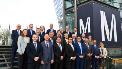 القابضة للمطارات تشارك في اجتماعات مجلس الإدارة العالمي للمجلس الدولي للمطارات بميونخ 