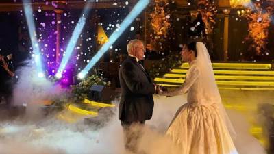 النائب وسيم كمال يهنئ النائب محمد أمين الدخميسي بمناسبة حفل زفاف كريمته