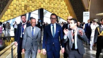 رئيس جمهورية فنلندا يزور المتحف المصرى الكبير ومنطقة أهرامات الجيزة