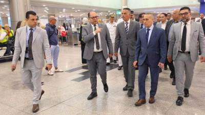 اللجنة العليا للتفتيش الأمني والبيئي تُجري جولة تفقدية بمطار القاهرة الدولي لمتابعة كفاءة التشغيل وتطبيق أعلى معايير الأمن والسلامة