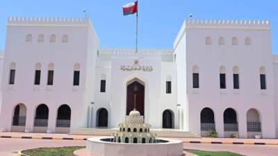 سلطنة عُمان ترحّب باتفاق الإفراج عن أكثر من 1600 أسير مرتبط بالأزمة اليمنية