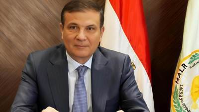 "الزراعة" تكشف حقيقة شكوى مزارع البطيخ ببلطيم: المشكلة تنحصر في 7.5 فدان فقط.. وتقرير اللجنة العلمية: ممارسات زراعية خاطئة وراء الشكوى والوزارة تتدخل بالتوصيات