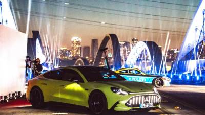 مرسيدس AMG تنقل الأوتوبان الألماني إلى لوس أنجلوس فى العرض العالمي الأول لسيارة (Mercedes-AMG GT 4-Door Coupé) الجديدة