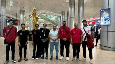وصول بعثة أبطال ألعاب القوى المصرية وسط أجواء الاحتفال بالإنجازات  