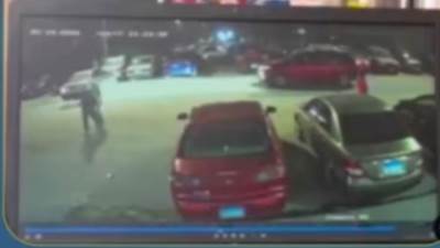 ضبط قائدة سيارة بعد تسببها في وفاة سيدة وإصابة أخرى بحادث في المعادي