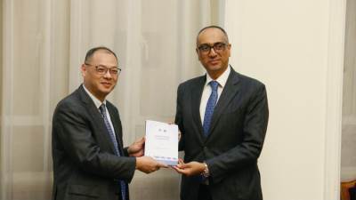 الجامعة العربية تنظم زيارة لوفد من جامعة شنغهاي لمقر الأمانة العامة