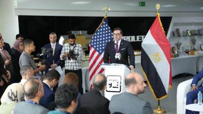 الولايات المتحدة ومصر تعززان الشراكة التجارية في قطاع السيارات