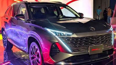 (المنصور MG) تطلق أحدث سياراتها الـ PHEV مع طراز "RX 9"