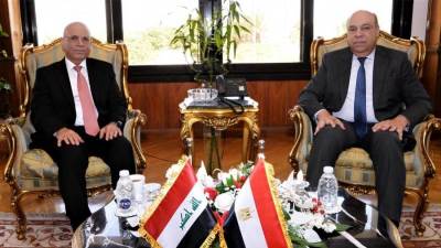 وزير الطيران يلتقي سفير العراق بالقاهرة لبحث آفاق التعاون وتبادل الخبرات في مجال الطيران المدني