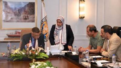 الإسكان بجنوب سيناء تشارك في لقاء المستثمرين محافظ جنوب سيناء يفتح الملفات المؤثرة في حركة السياحة والاستثمار