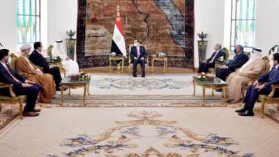 علاء عابد: صورة تجمعني بالرئيس السيسي شرف عظيم.. وإنجازاته ستُسطر بحروف من ذهب