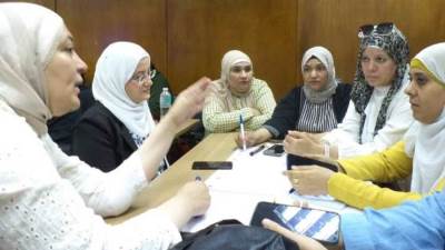 اجتماع إدارة تنمية الأسرة بالجيزة مع مؤسسة باثفايندر بمركز تدريب صحة المرأة بالجيزة