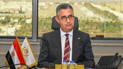 وزير التموين يتابع خطة عمل جهاز تنمية التجارة الداخلية وموقف المشروعات التجارية واللوجستية