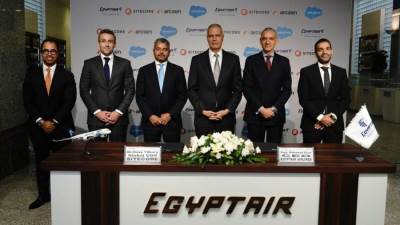 مصر للطيران تطلق مشروعًا متكاملًا للتحول الرقمي بالتعاون مع Arcsen وSalesforce وSITECORE