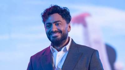 تامر حسني يشعل حفل إطلاق مشروع «The One» بالمقطم