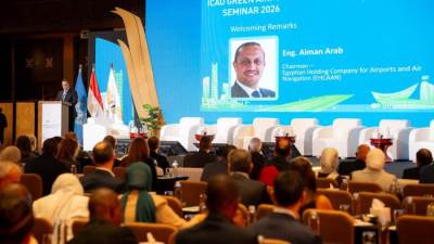 المهندس أيمن فوزي عرب يدير الجلسة الرئيسية حول مستقبل البنية التحتية واستجابات المطارات للتحولات العالمية