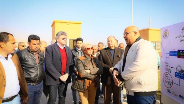 وزيرة البيئة ومحافظ أسيوط يفتتحان المحطات الوسيطة بمراكز أبو تيج و ديروط منفلوط