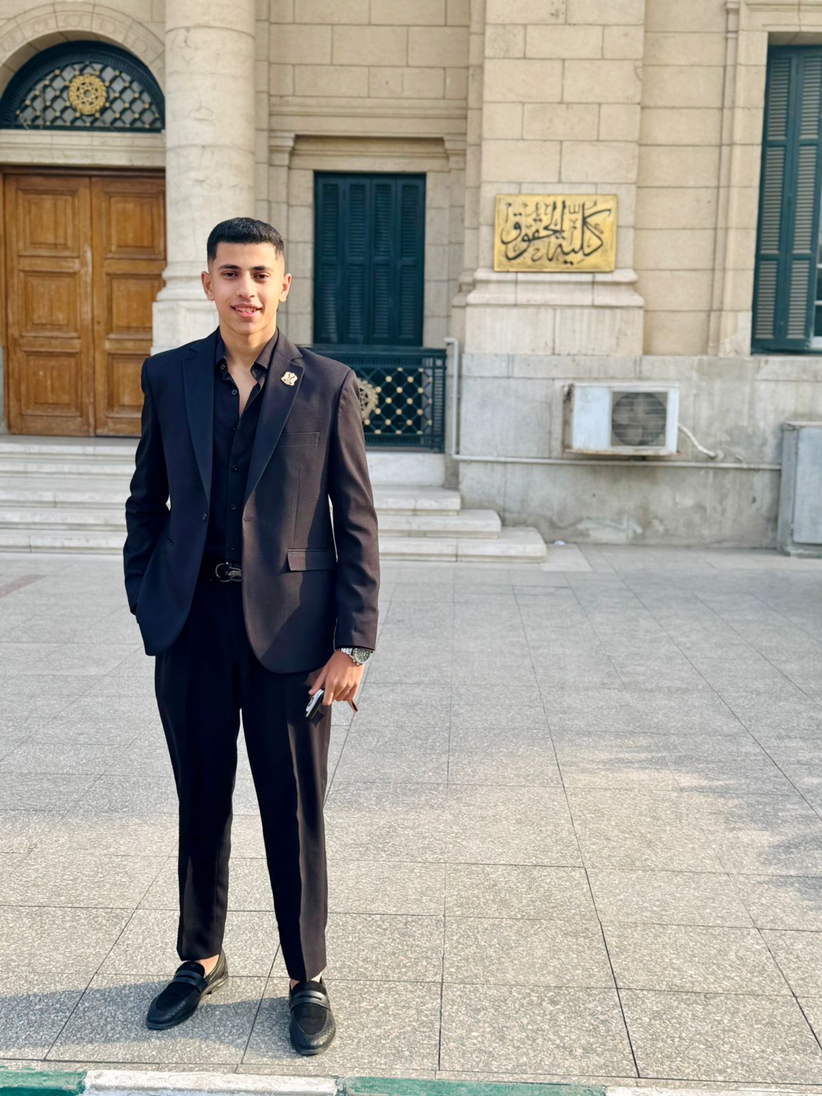 طفل يقود «توك توك»… وأزمة التعليم الفني في مصر